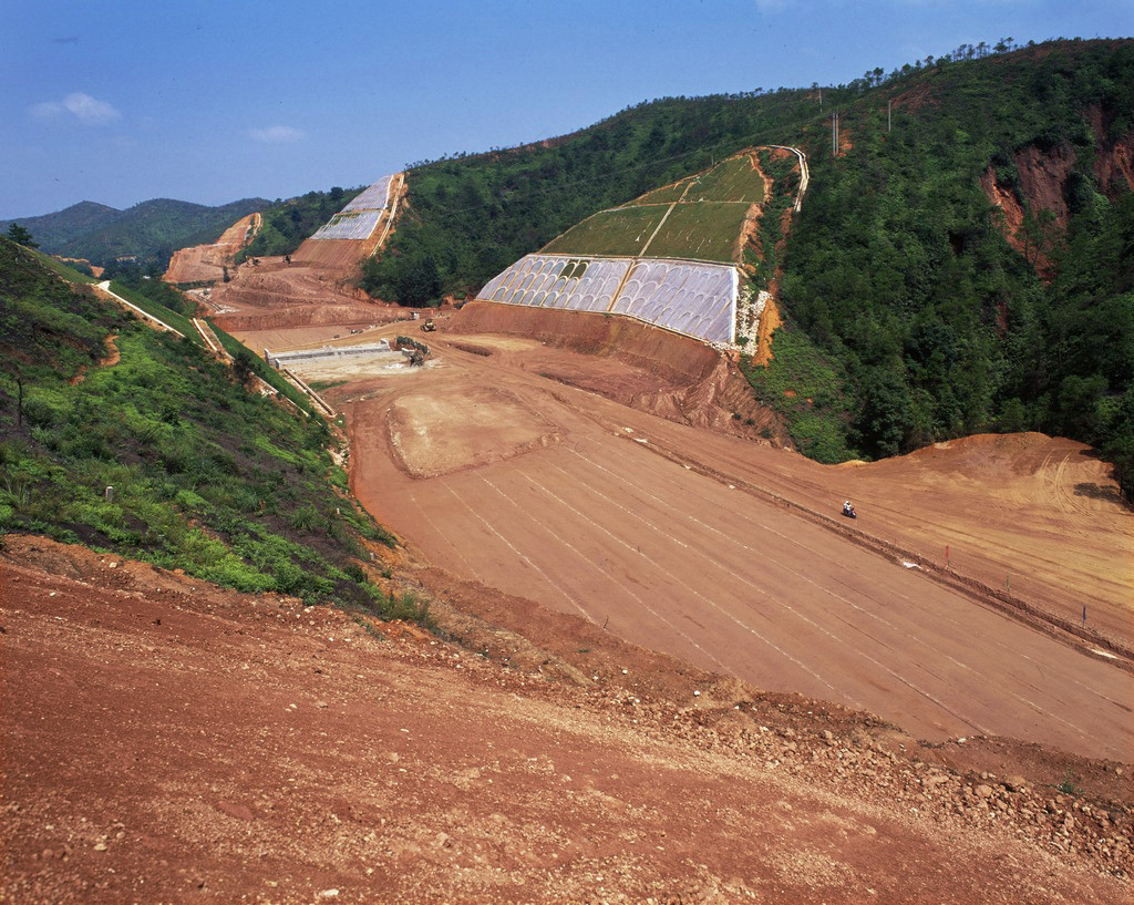 濟(jì)南至青島高速公路第三合同段